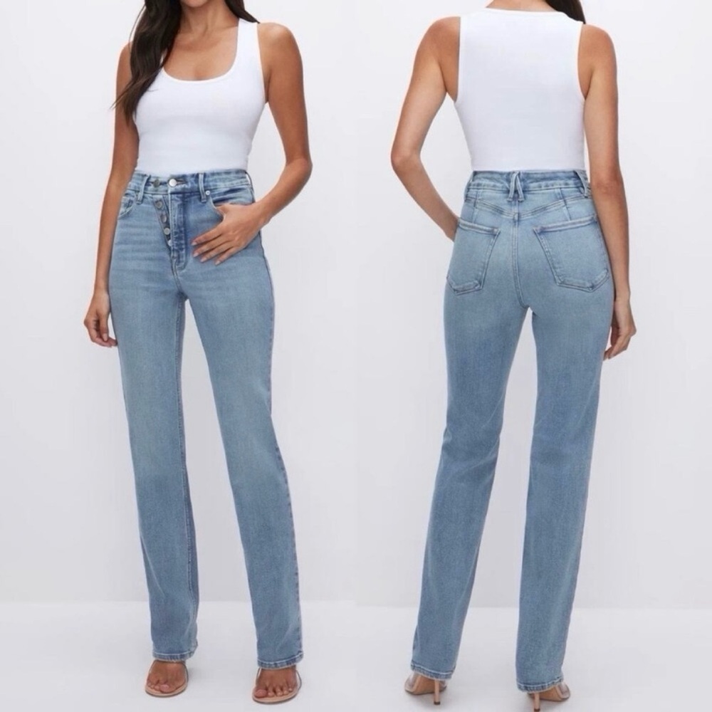 Good American Good Icon High Rise Straight
Exposed Buttons Indigo440